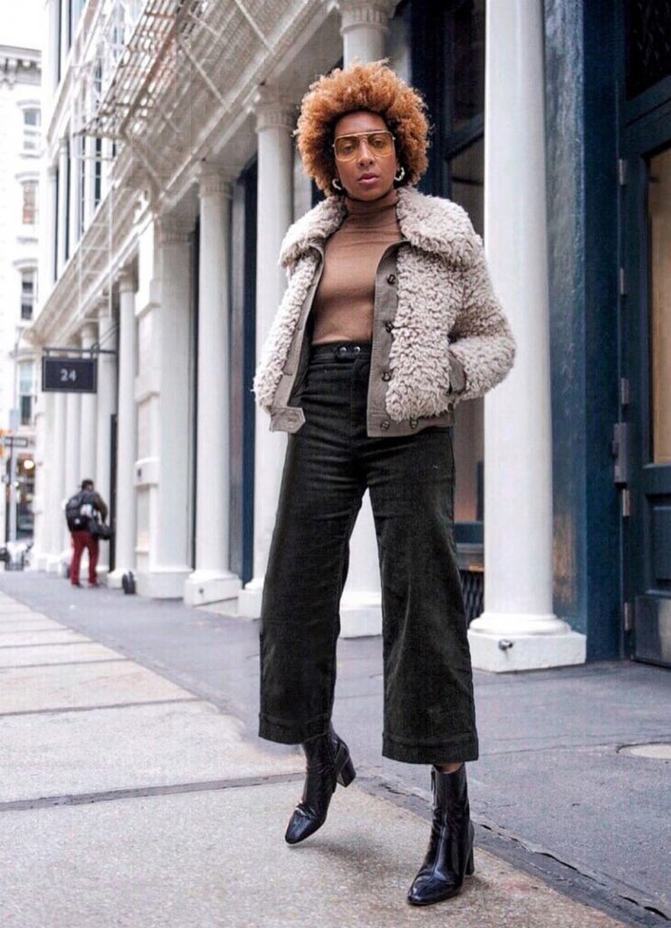 Karen Britchick usa look com preto na parte debaixo - Ana Aoun Consultoria de Imagem e Estilo